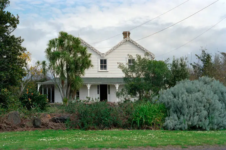 198 Ihumatao Road, Māngere, 1986