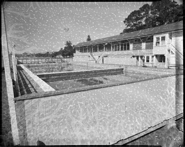 Shelly Beach Baths, Point Erin, 1956