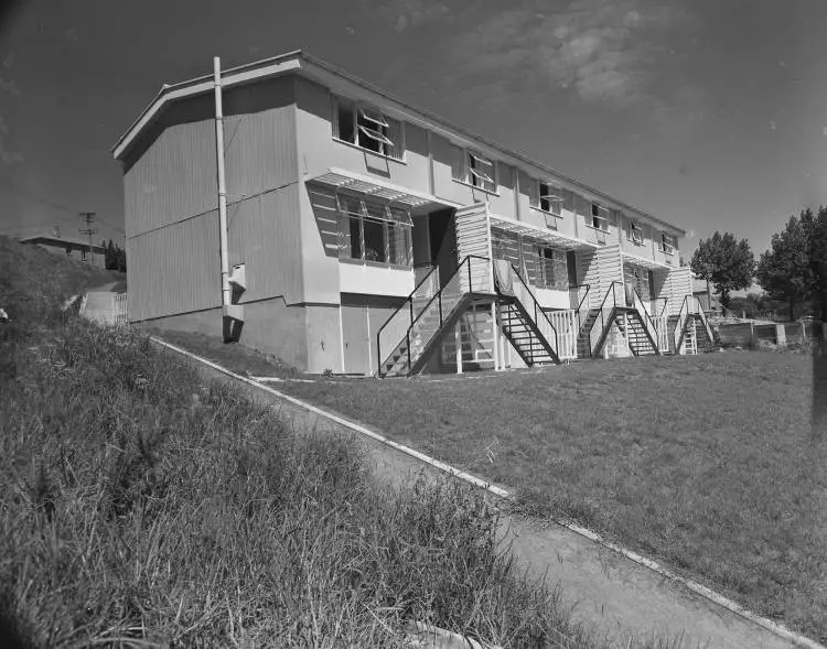 Howe Street housing development, Freemans Bay, 1954