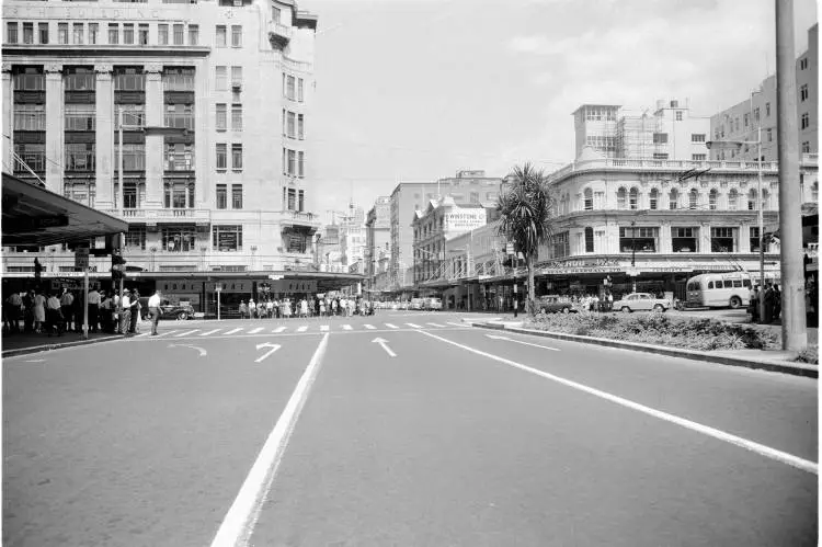 Customs Street, Auckland Central, 1964