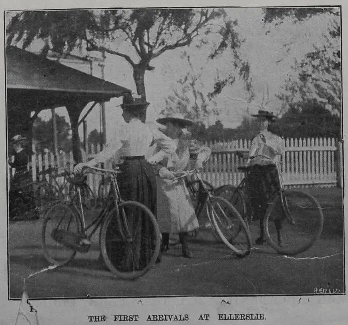 The first arrivals at Ellerslie