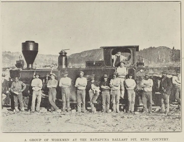A group of workmen at the Matapuna ballast pit, King Country
