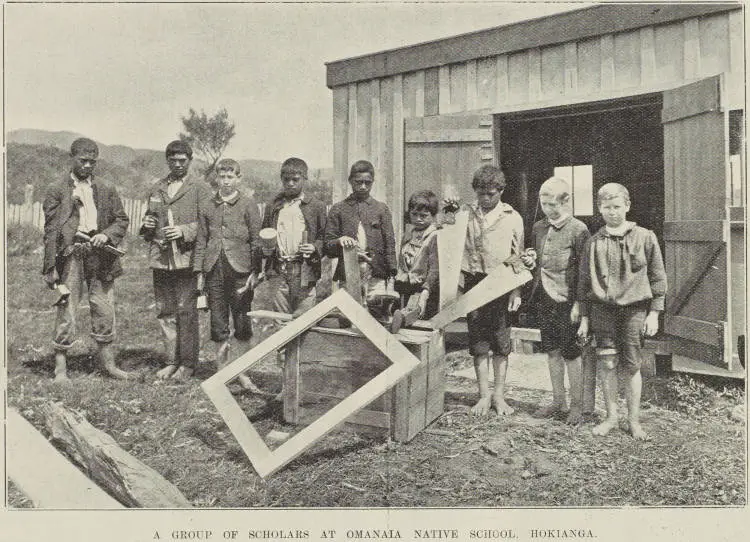 A group of scholars at Omanaia Native School, Hokianga