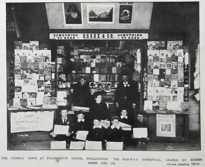 THE WEEKLY NEWS AT PALMERSTON NORTH, WELLINGTON: THE RAILWAY BOOKSTALL, LEASED BY MESSRS. ESSEX AND CO.