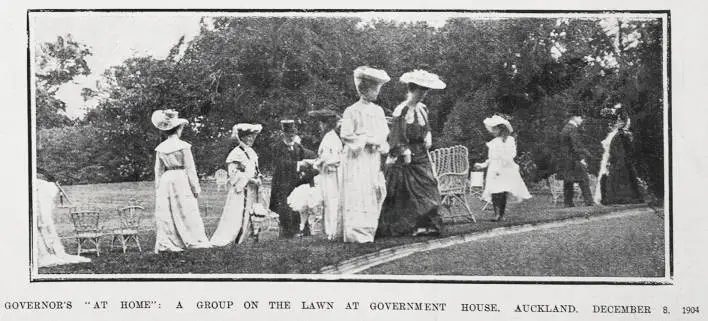 GOVERNOR'S A GROUP ON THE LAWN AT GOVERNMENT HOUSE, AUCKLAND, DECEMBER 8, 1904