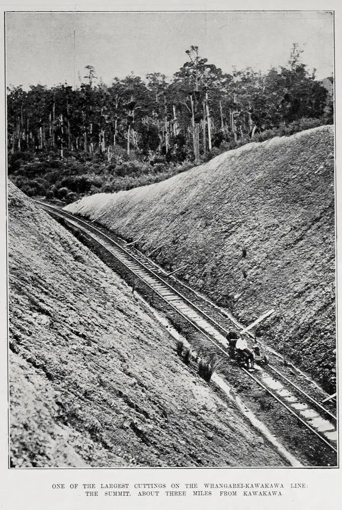 ONE OF THE LARGEST CUTTINGS ON THE WHANGAREI-KAWAKAWA LINE: THE SUMMIT, ABOUT THREE MILES FROM KAWAKAWA