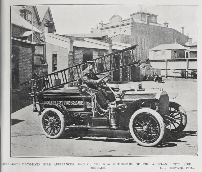 Auckland City Fire Brigade's first motorised fire appliance