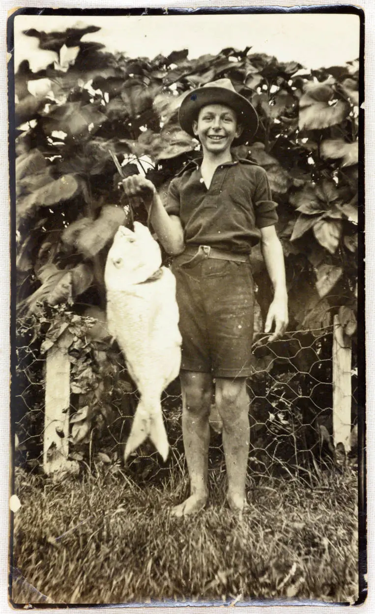 Neil Barr with snapper at the farm 'Beresford', Kakanui, Rodney.