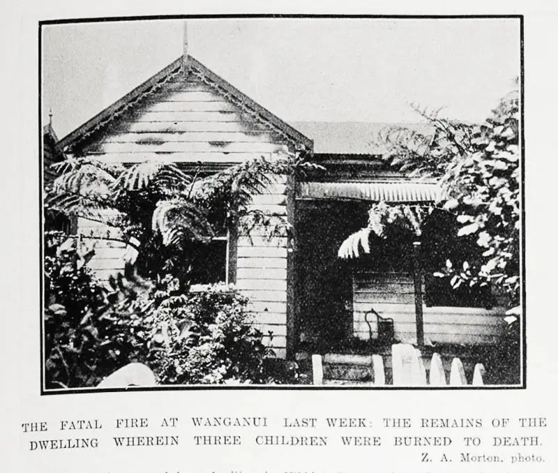 The fatal fire at Wanganui last week: the remains of the dwelling wherein three children were burned to death