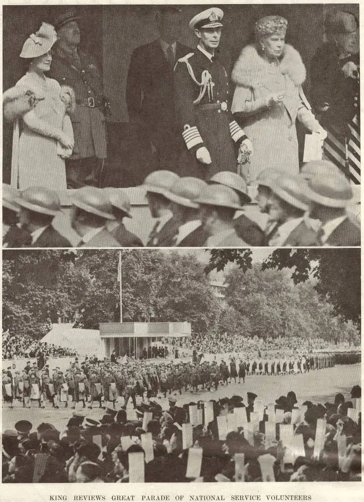 King reviews great parade of national service volunteers