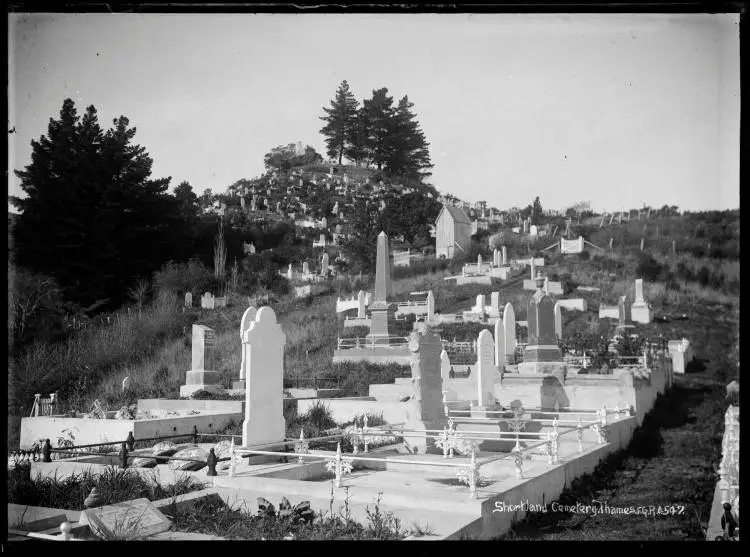 Shortland Cemetery, Thames