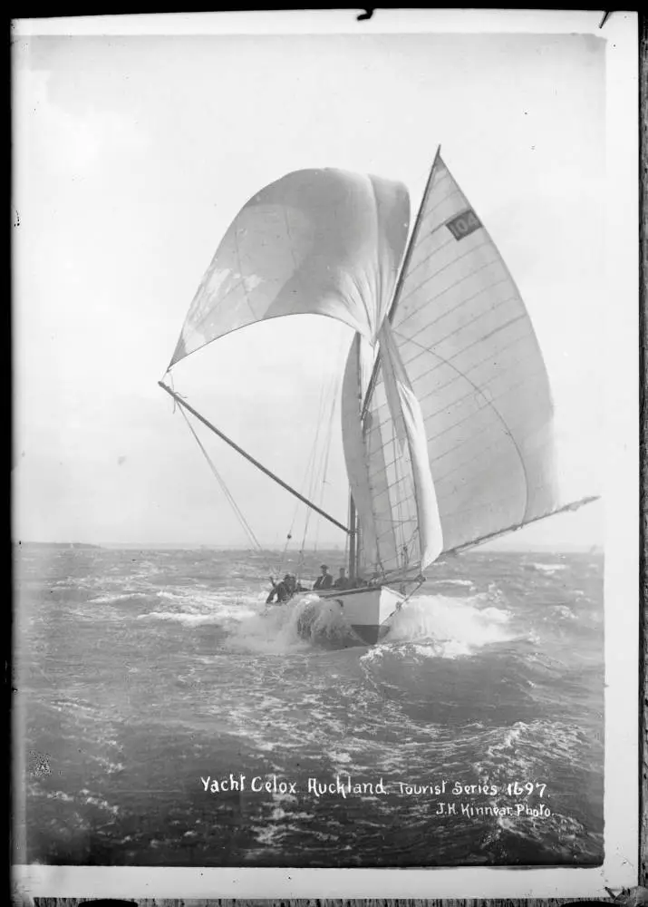 Yacht Celox, Auckland