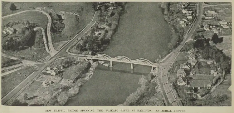 New traffic bridge spanning the Waikato River at Hamilton: an aerial picture