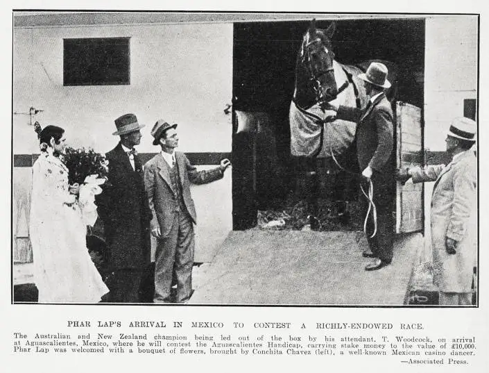 Phar Lap's arrival in Mexico to contest a richly-endowed race