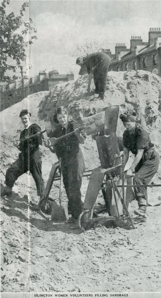 Islington women volunteers filling sandbags