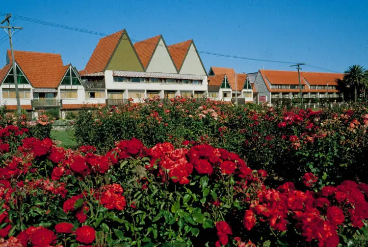 Parnell Rose Garden and Motor Inn, Gladstone Road