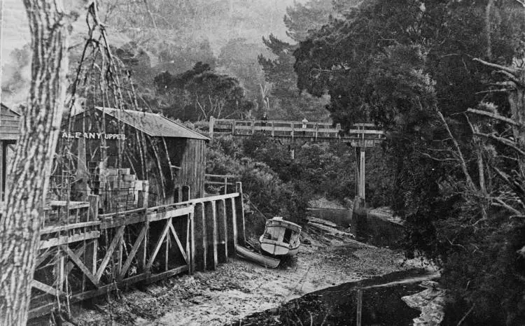 Albany Upper Wharf and bridge.