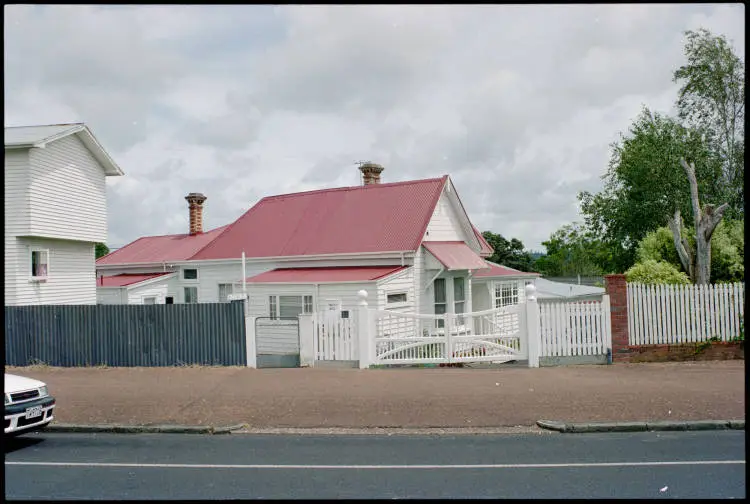 203A Jervois Road, Herne Bay, 1996