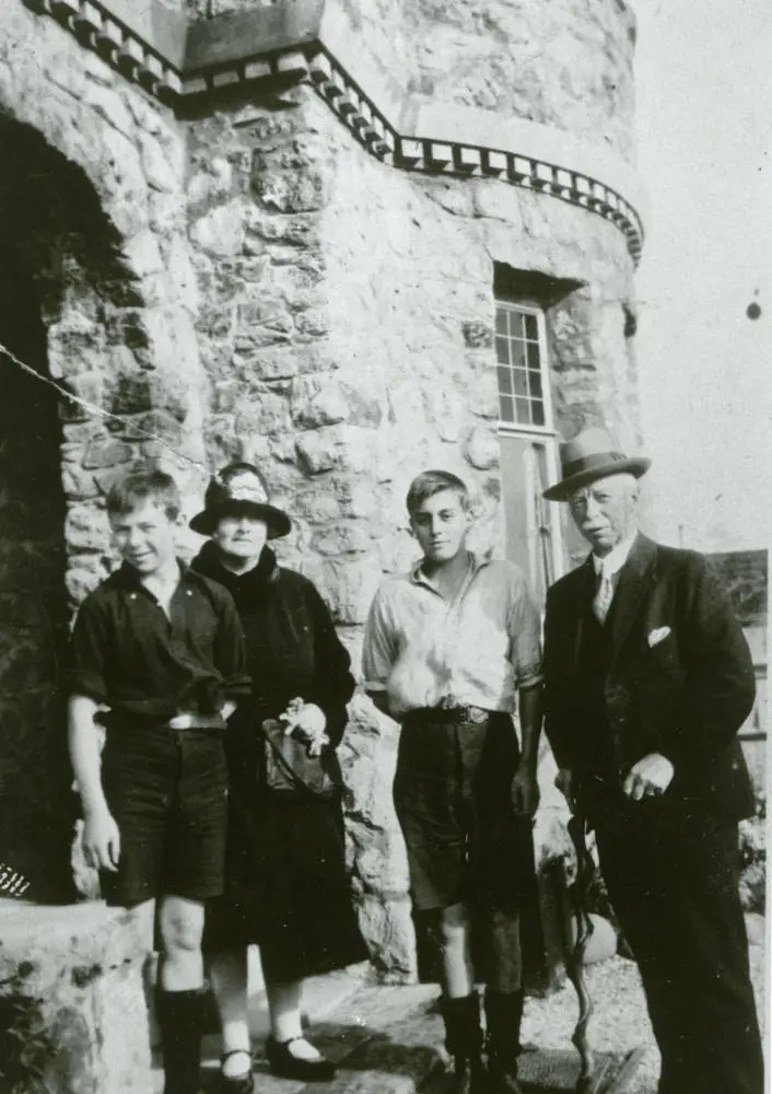 Algie family, Thorne Bay, Takapuna