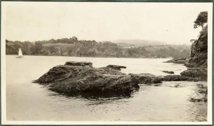 Leigh Cove, 1928