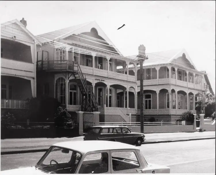 Ventnor Private Hotel, 5 King Edward Parade Devonport.