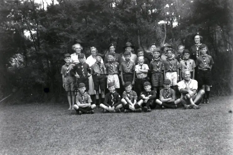 Castor Bay Scout group at Carey Park, Waitakere
