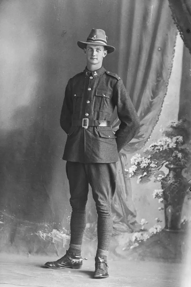 Trooper Hoe, 1918
