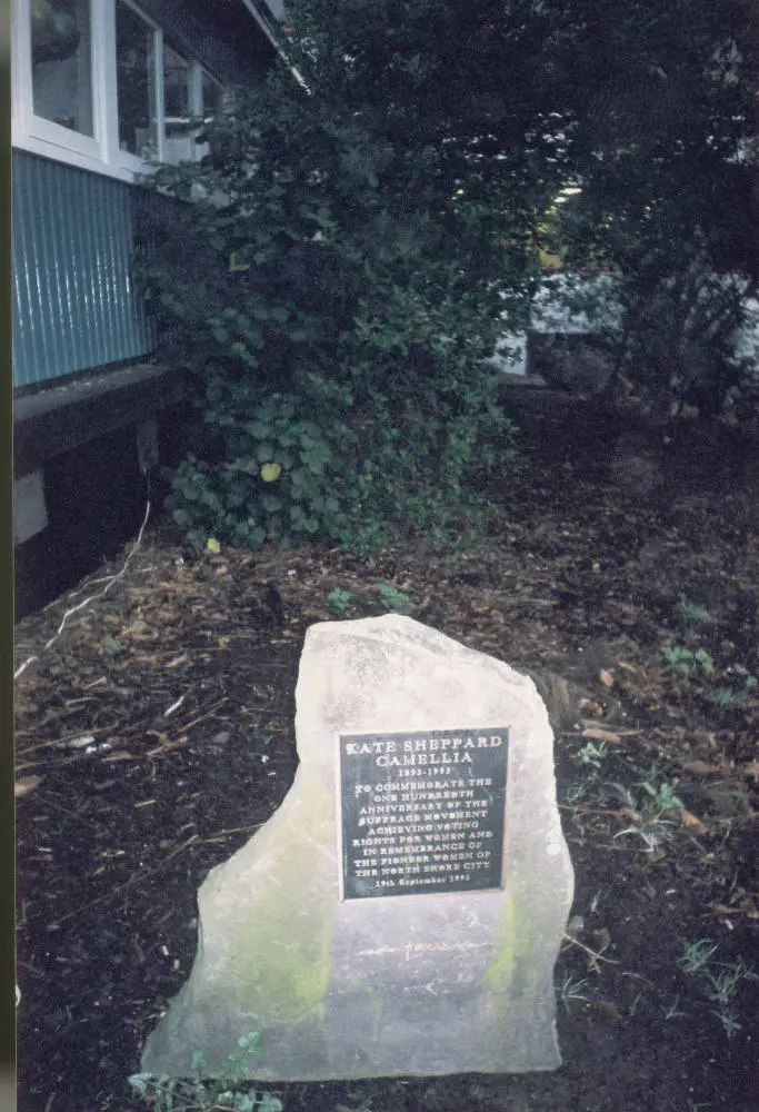 Hurstmere Green and Kate Sheppard plaque.