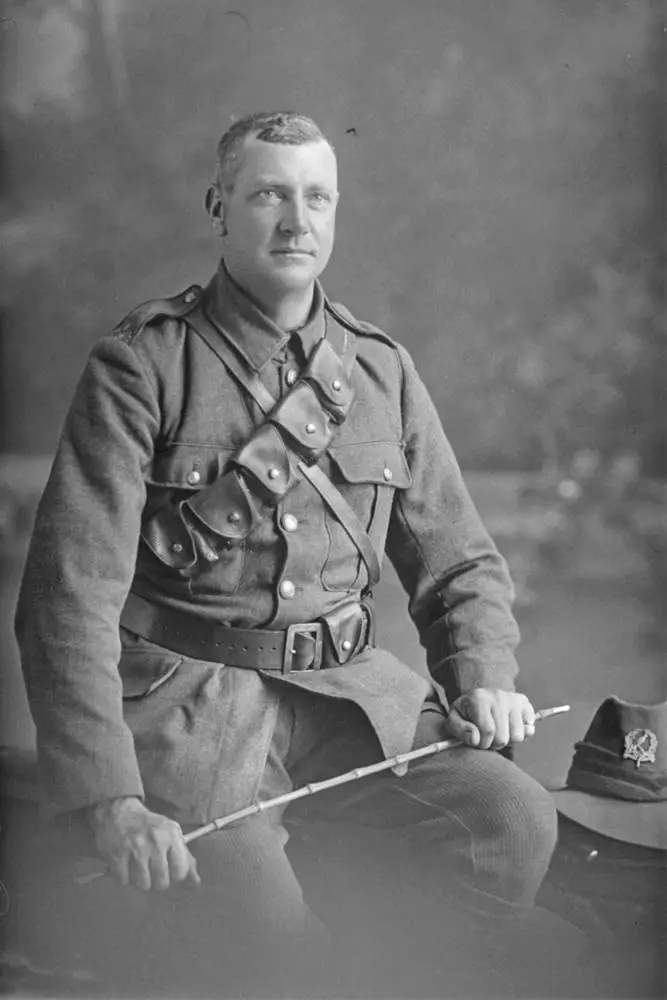 Trooper Holt, 1916