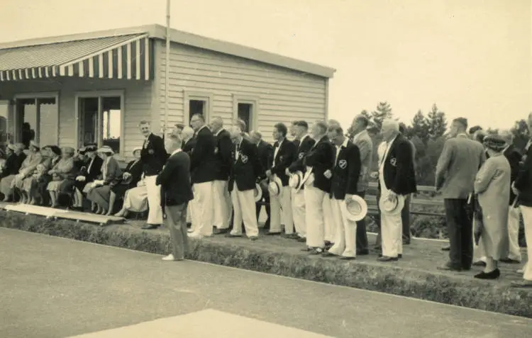 Opening ceremony for Glenfield Bowling Club, 1958