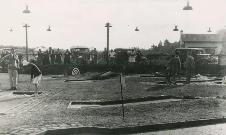 Minature Golf course, Milford, Takapuna.