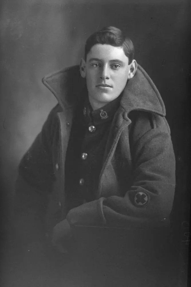 Private Arnold, 1920