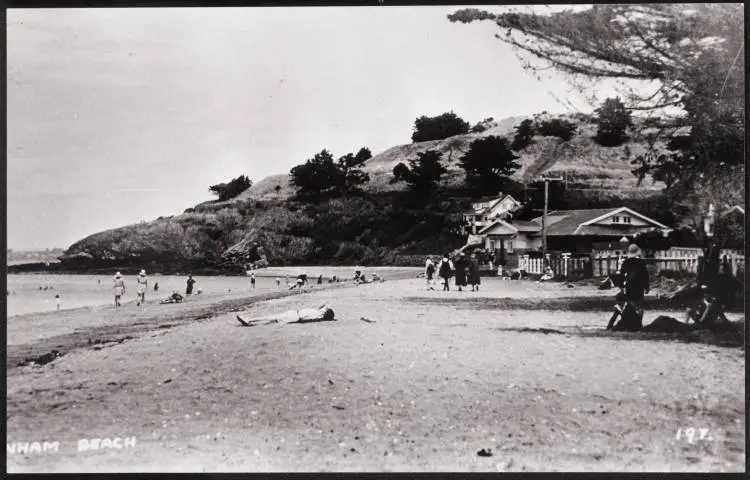 Cheltenham Beach tea kiosk, Devonport