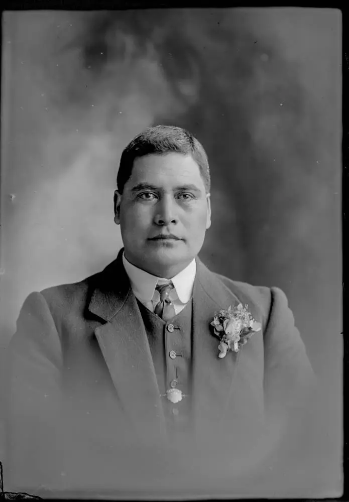 Mr Paipa, 1910