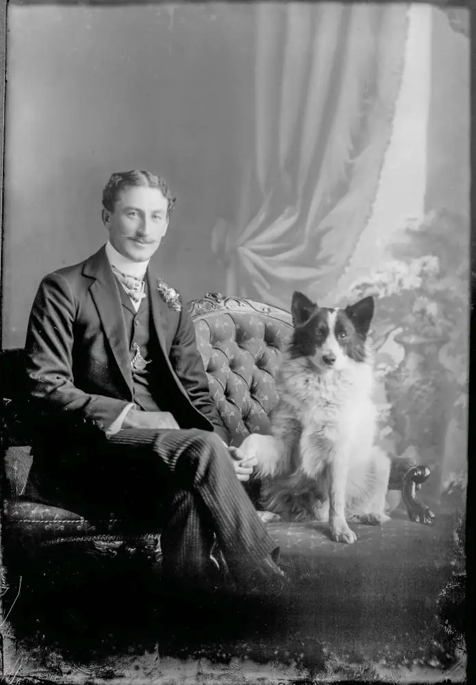 Mr Raynes, 1910