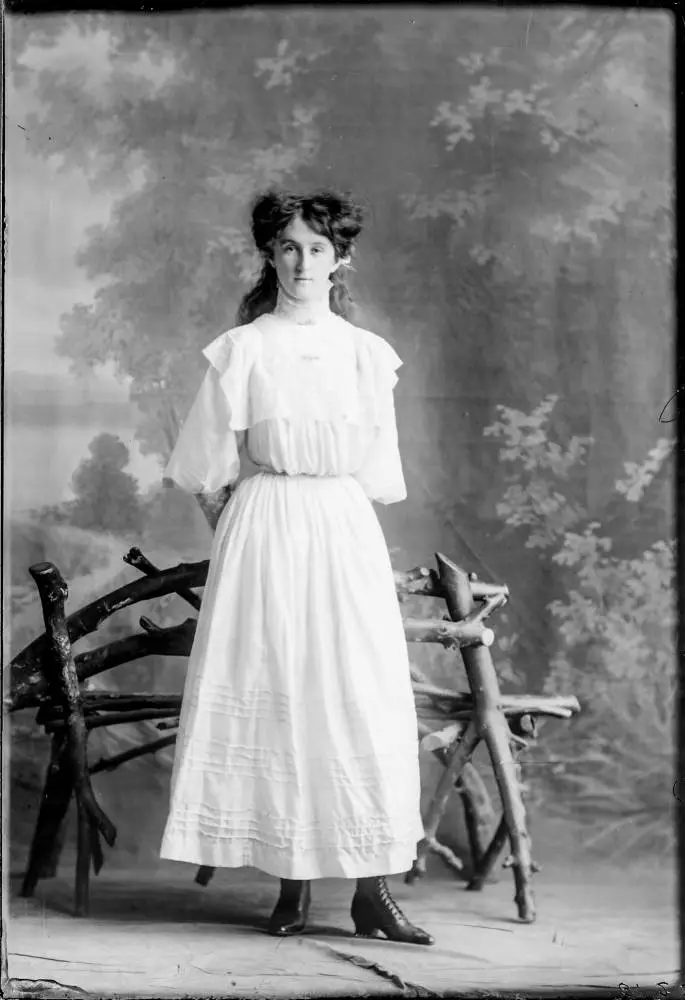 Miss Kearney, 1910