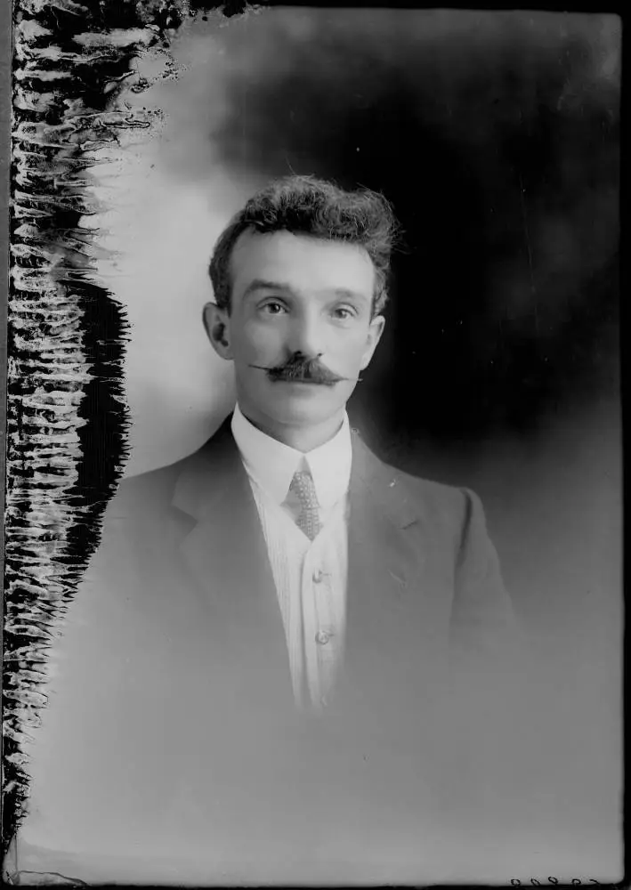 Mr Strange, 1910