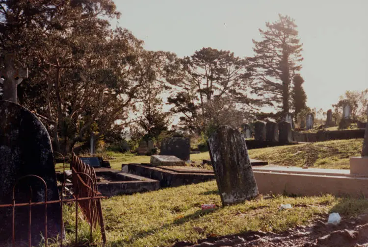 Gravestones, old cemetery, Glenfield Road, Birkenhead.