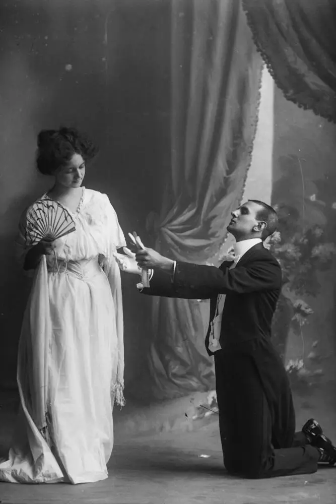 Members of the Sixes and Sevens Opera Company, 1909