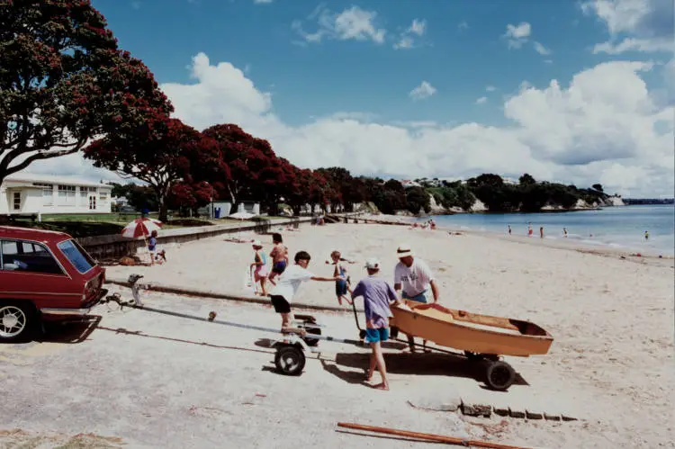 Narrow Neck Beach, Devonport.