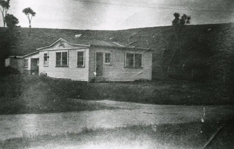 Aston's old butcher's shop, Long Bay, 1930