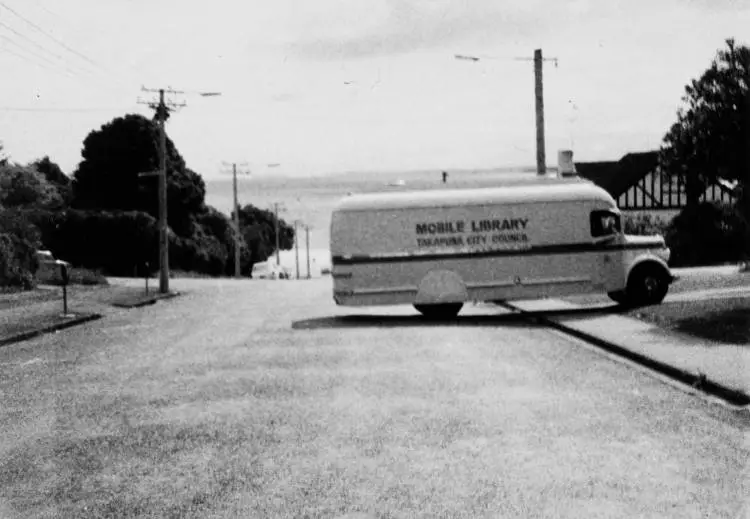 Takapuna City Council's mobile library van.