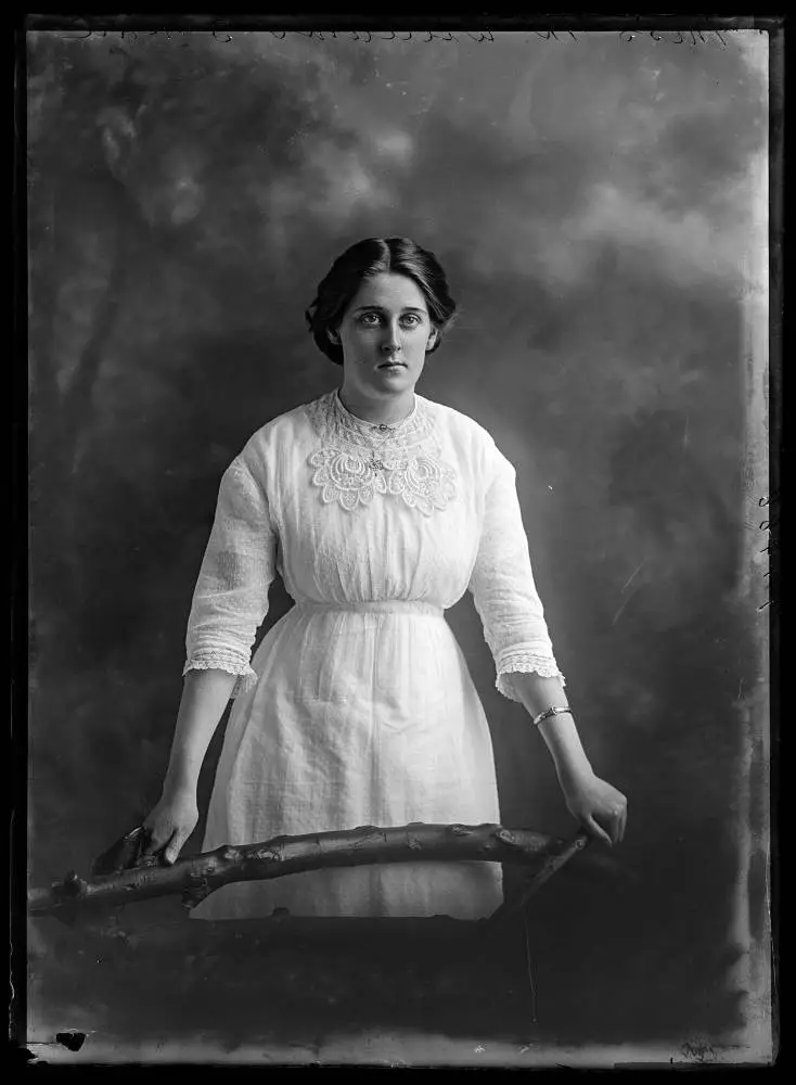 Miss McWilliams, 1913