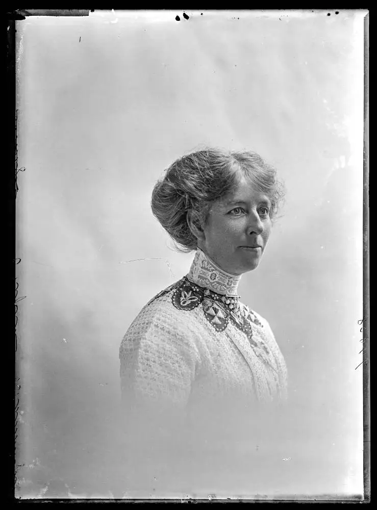 Mrs Brannigan, 1913