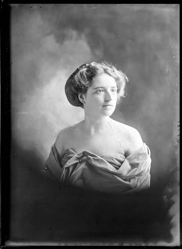 Miss Johnston, 1912