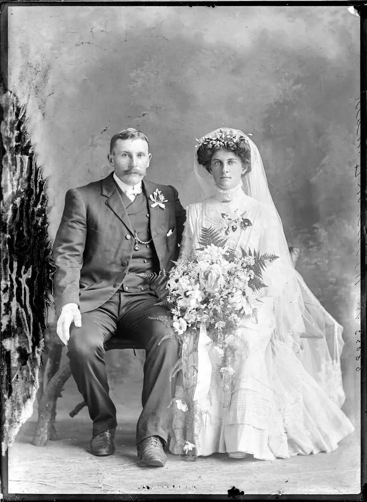 Mr and Mrs Woodcock wedding portrait, 1911
