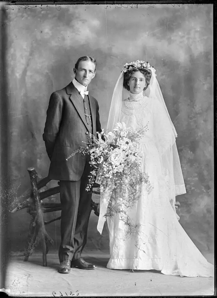 Mr and Mrs Smith, 1911