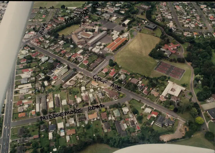 Aerial view of Ōtāhuhu, ca 1987.