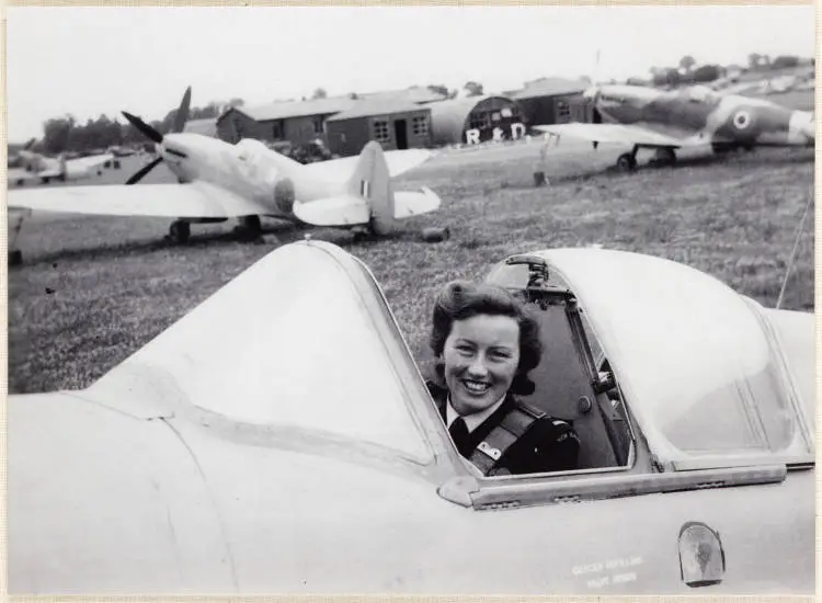 Wartime woman pilot, England, 1945