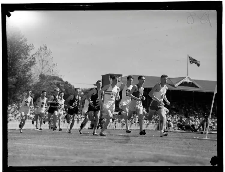Men's Three Mile Race, British Empire Games, Eden Park, 1950